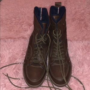 Gently Worn Men’s Tommy Hilfiger boots